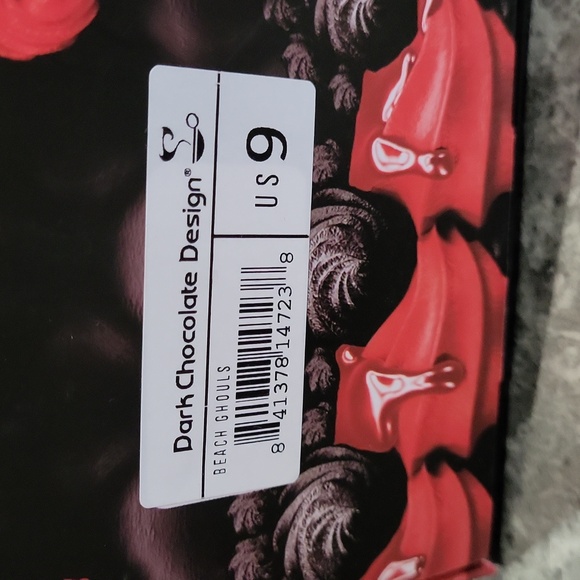 Dark Chocolate Design Beach Ghouls Sandal - Picture 16 of 16